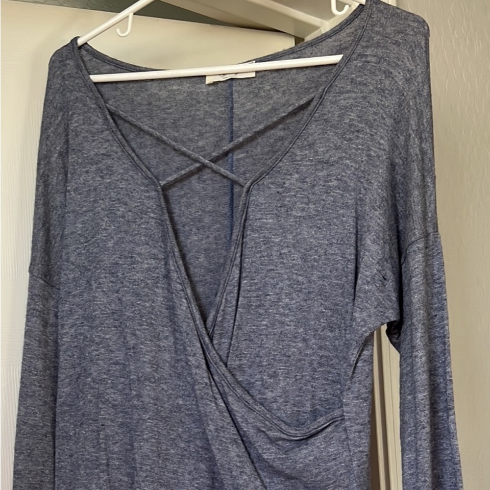 BE STAGE medium top